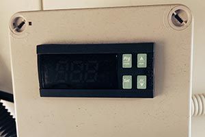 Digital temperature display on a Bluebox cool room
