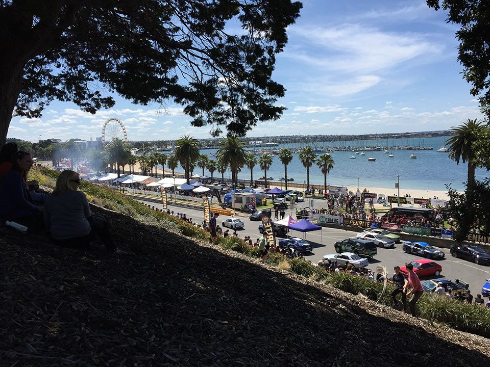 Geelong Revival crowd watching vehicles by the waterfront